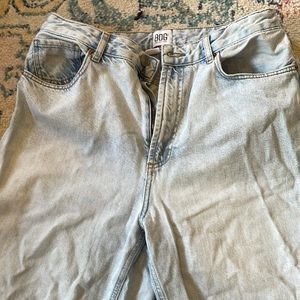 BDG mom high rise light wash jeans